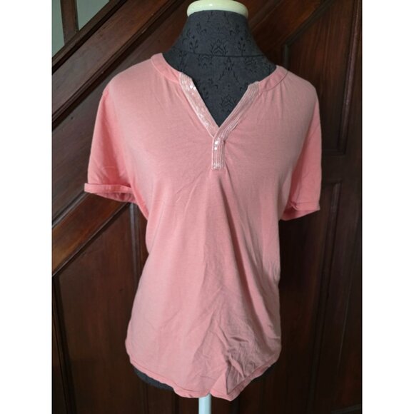 Chicos Size 3 Pink Sequin Trim Short Sleeve T-Shirt XL - Picture 1 of 6